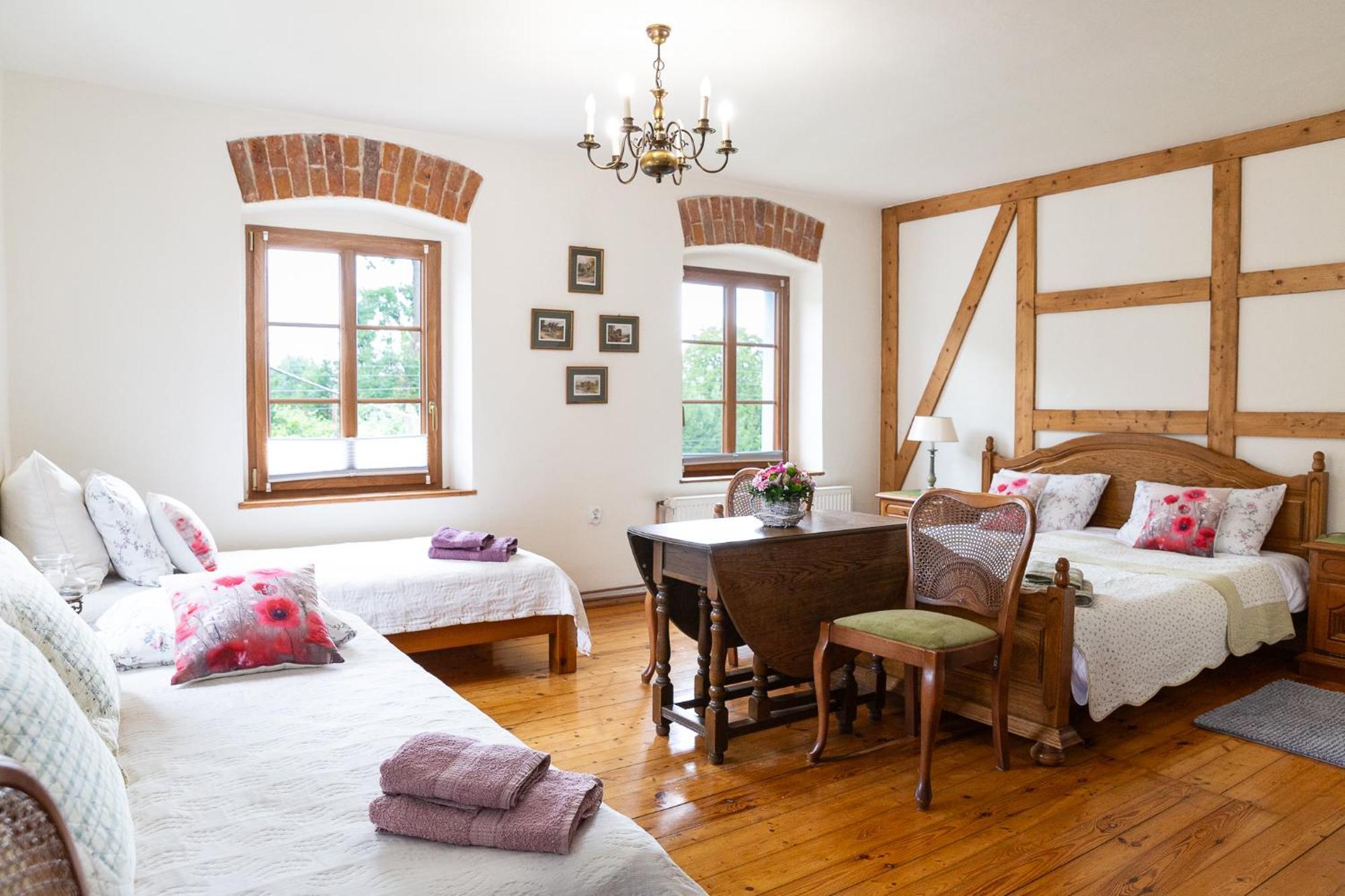 Biala Kalina Kaczawy Hotel Swierzawa Ngoại thất bức ảnh